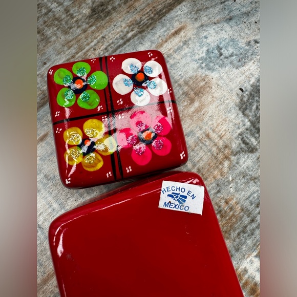 Handmade Ceramic Mexican Trinket Box - Picture 4 of 6